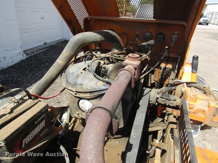 image for item DD8878 1979 Case 25+4 trencher