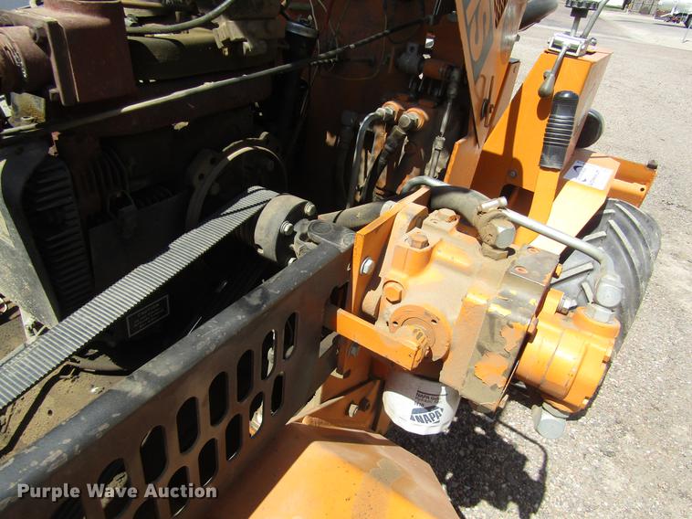 image for item DD8878 1979 Case 25+4 trencher