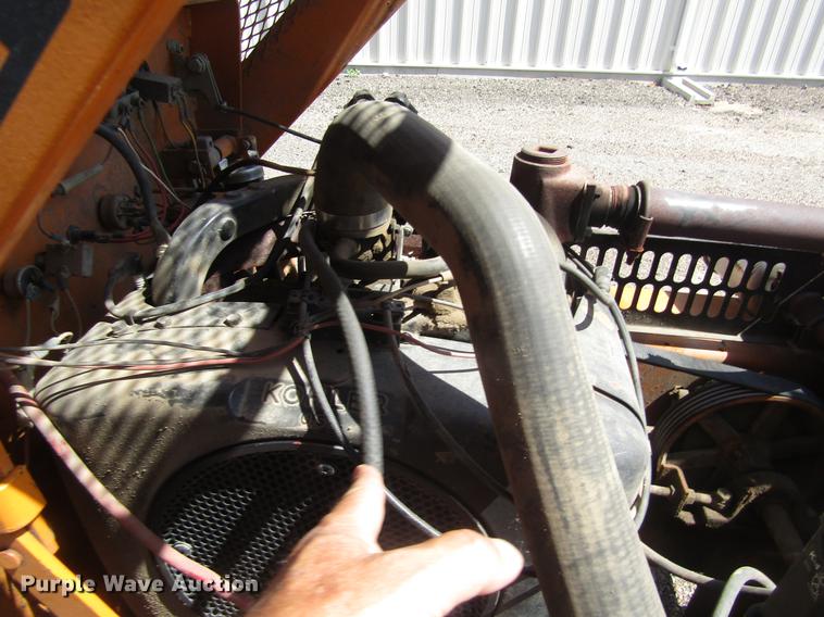 image for item DD8878 1979 Case 25+4 trencher