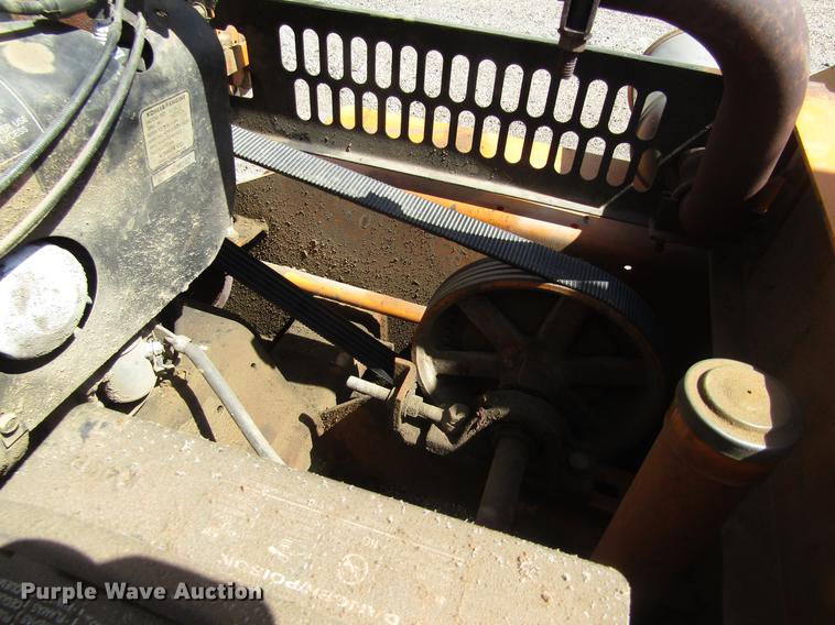 image for item DD8878 1979 Case 25+4 trencher