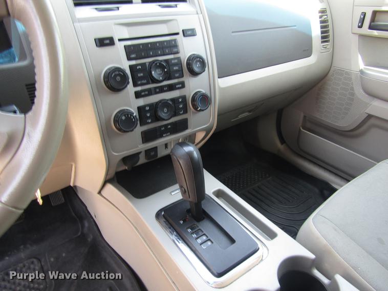 image for item DD8881 2012 Ford Escape SUV