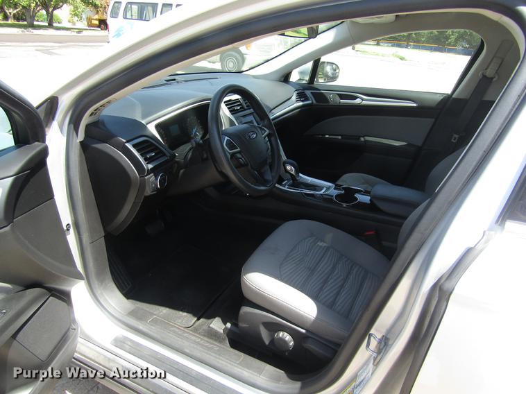 image for item DD8882 2016 Ford Fusion