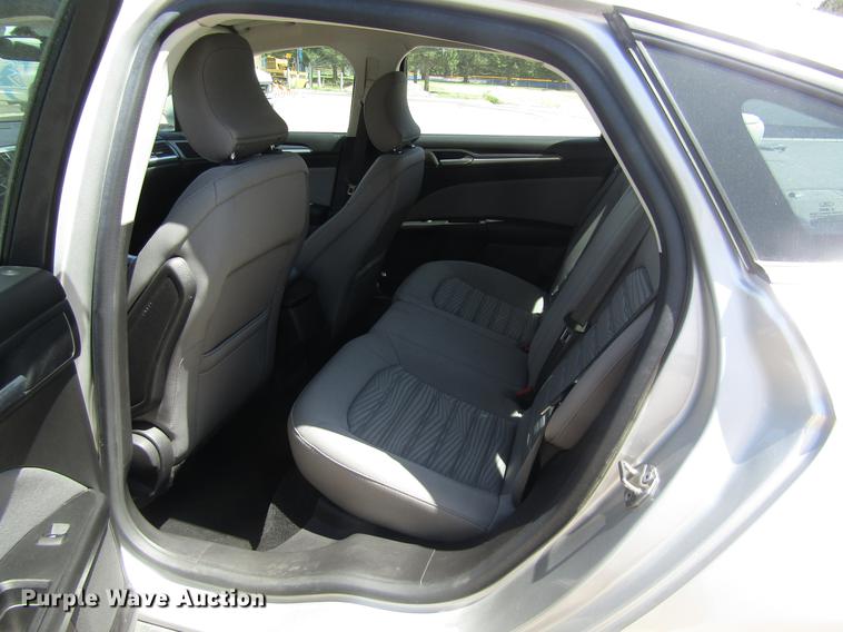 image for item DD8882 2016 Ford Fusion