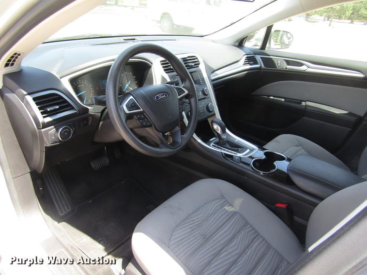 image for item DD8882 2016 Ford Fusion