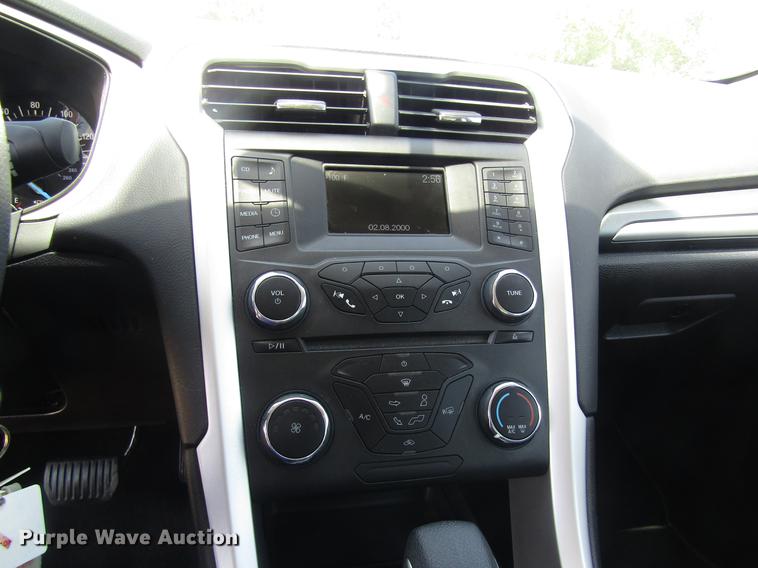 image for item DD8882 2016 Ford Fusion