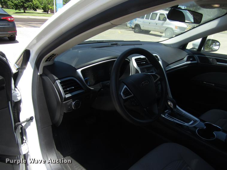 image for item DD8883 2016 Ford Fusion