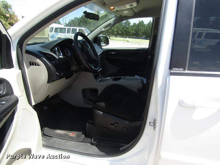 image for item DD8884 2014 Dodge Grand Caravan van