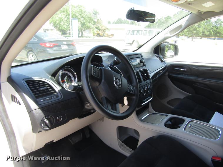 image for item DD8884 2014 Dodge Grand Caravan van