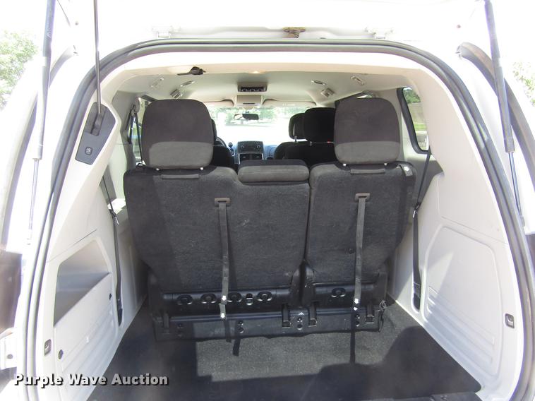 image for item DD8884 2014 Dodge Grand Caravan van
