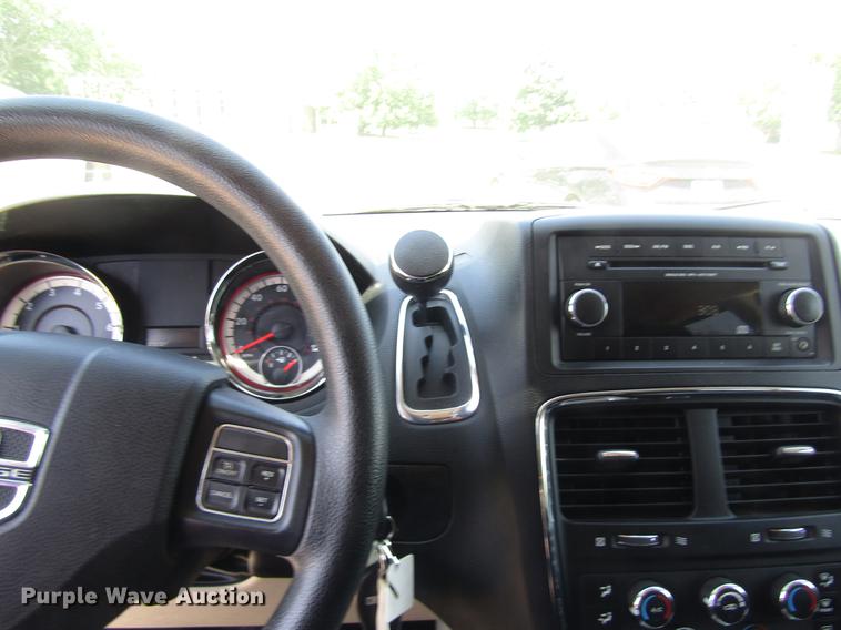 image for item DD8884 2014 Dodge Grand Caravan van