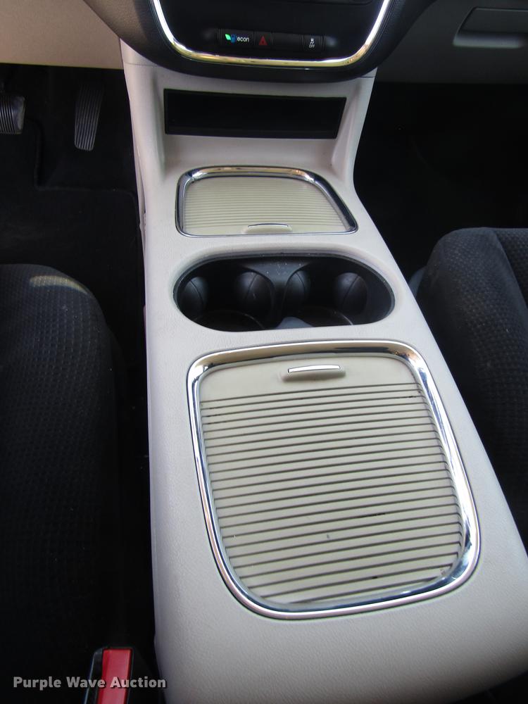 image for item DD8884 2014 Dodge Grand Caravan van