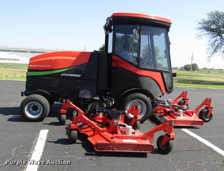 image for item DD8899 2011 Jacobsen HR9016 lawn mower