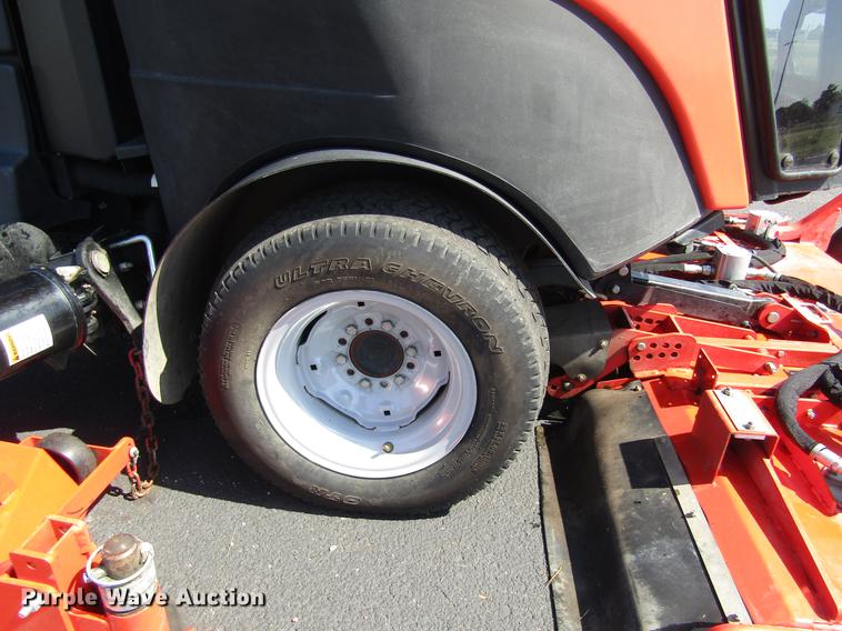 image for item DD8899 2011 Jacobsen HR9016 lawn mower