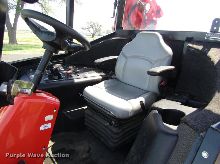 image for item DD8899 2011 Jacobsen HR9016 lawn mower