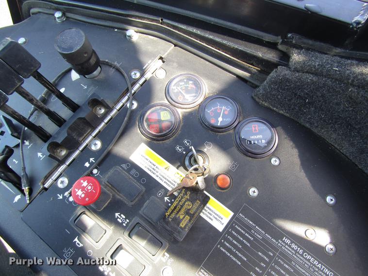 image for item DD8899 2011 Jacobsen HR9016 lawn mower