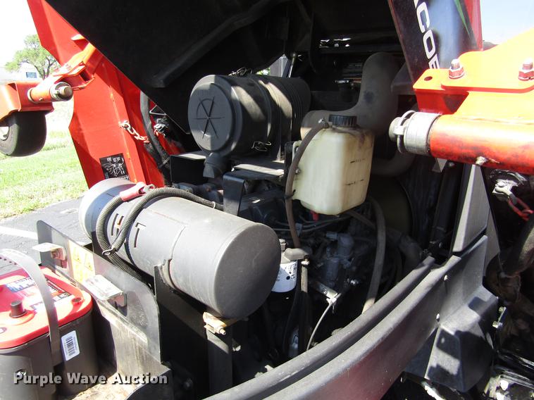 image for item DD8899 2011 Jacobsen HR9016 lawn mower