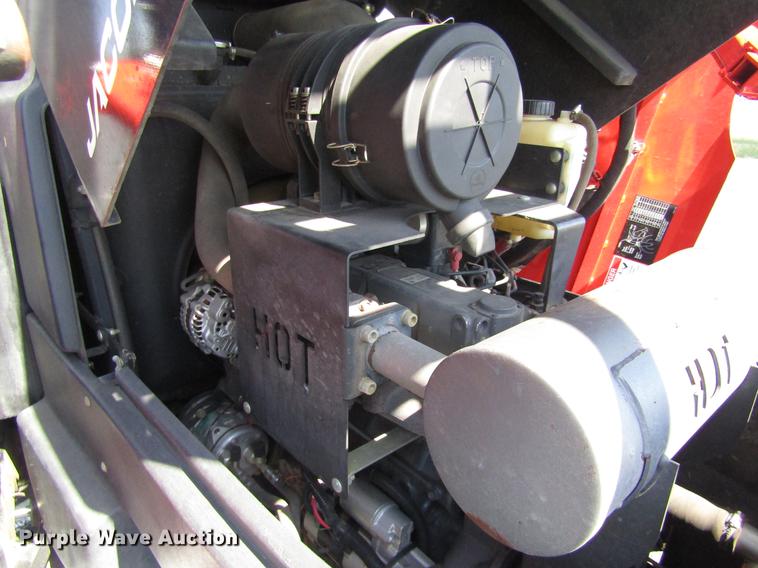 image for item DD8899 2011 Jacobsen HR9016 lawn mower