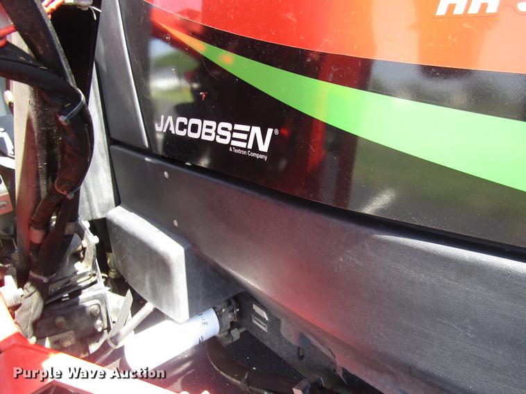 image for item DD8899 2011 Jacobsen HR9016 lawn mower