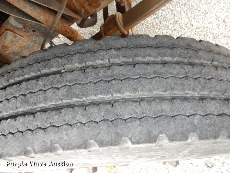 image for item DE1841 1997 Chevrolet Blue Bird school bus