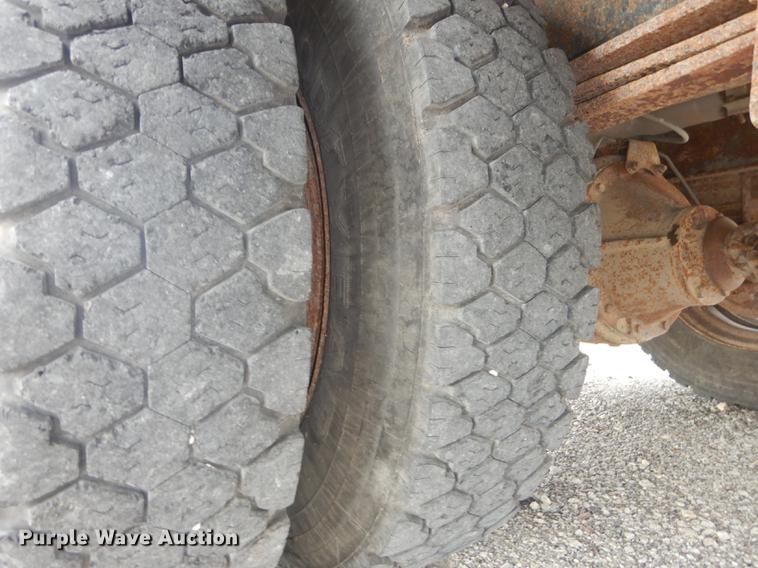 image for item DE1841 1997 Chevrolet Blue Bird school bus