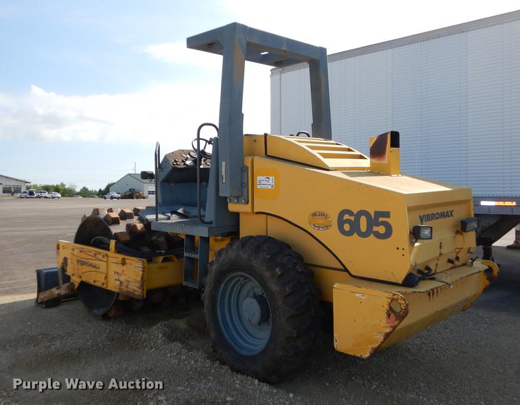 image for item DE1847 2002 Vibromax W605PD padfoot roller