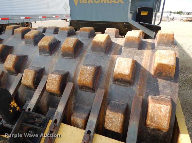 image for item DE1847 2002 Vibromax W605PD padfoot roller