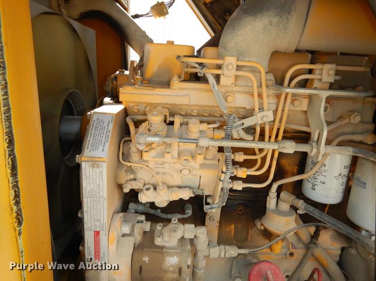 image for item DE1847 2002 Vibromax W605PD padfoot roller