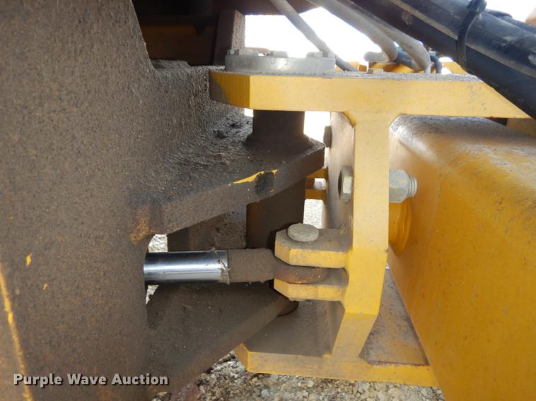 image for item DE1847 2002 Vibromax W605PD padfoot roller