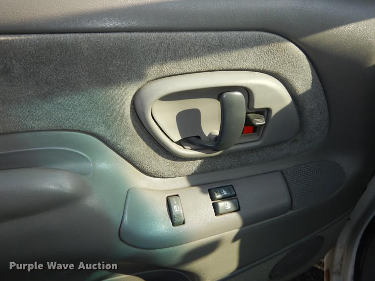 image for item DE1848 1996 Chevrolet Silverado 3500 ambulance