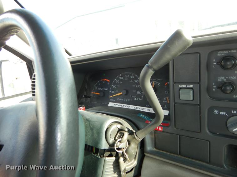 image for item DE1848 1996 Chevrolet Silverado 3500 ambulance