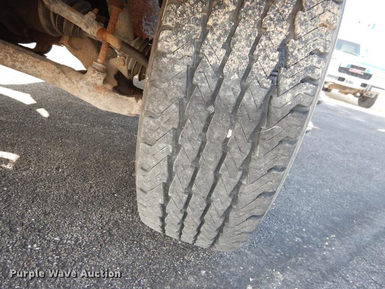 image for item DE1848 1996 Chevrolet Silverado 3500 ambulance