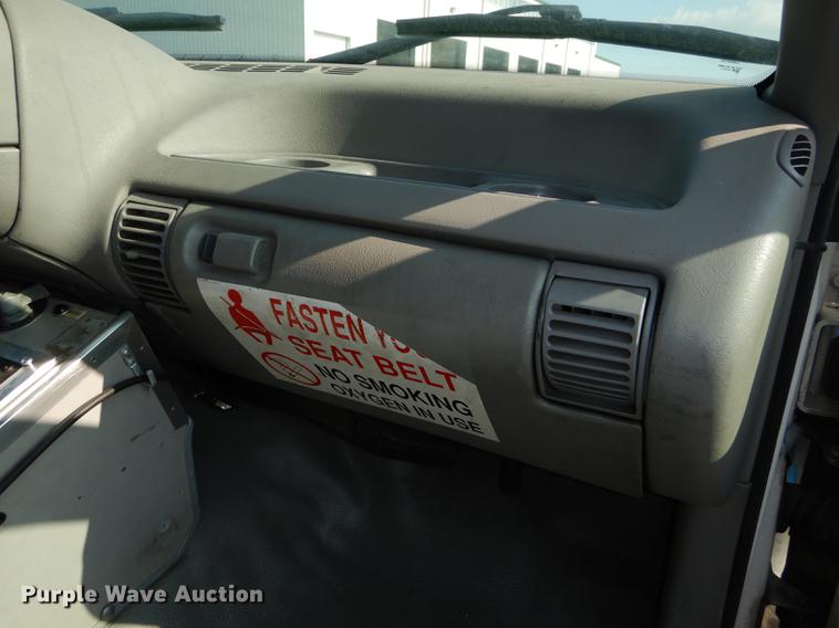 image for item DE1848 1996 Chevrolet Silverado 3500 ambulance