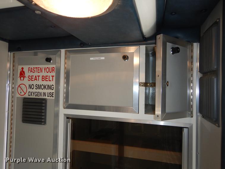 image for item DE1848 1996 Chevrolet Silverado 3500 ambulance