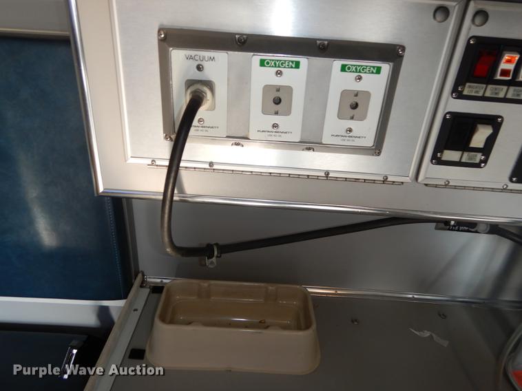 image for item DE1848 1996 Chevrolet Silverado 3500 ambulance