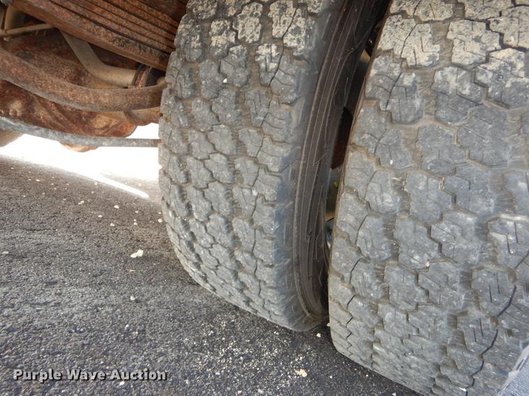 image for item DE1848 1996 Chevrolet Silverado 3500 ambulance