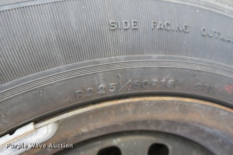 image for item DE3772 2001 Ford Crown Victoria Police Interceptor