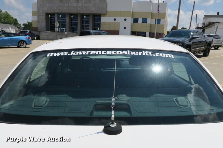 image for item DE3772 2001 Ford Crown Victoria Police Interceptor