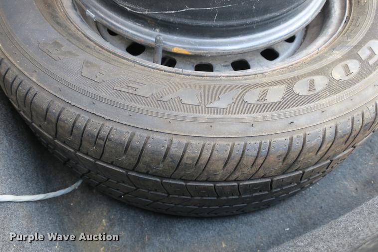 image for item DE3772 2001 Ford Crown Victoria Police Interceptor