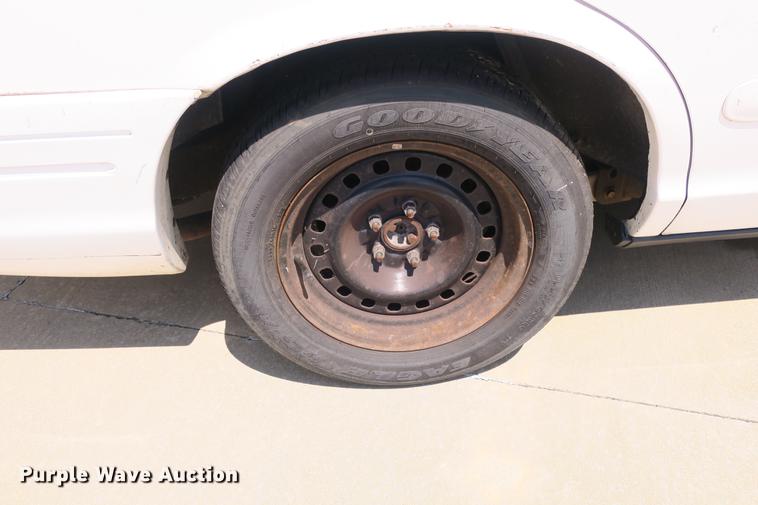 image for item DE3772 2001 Ford Crown Victoria Police Interceptor