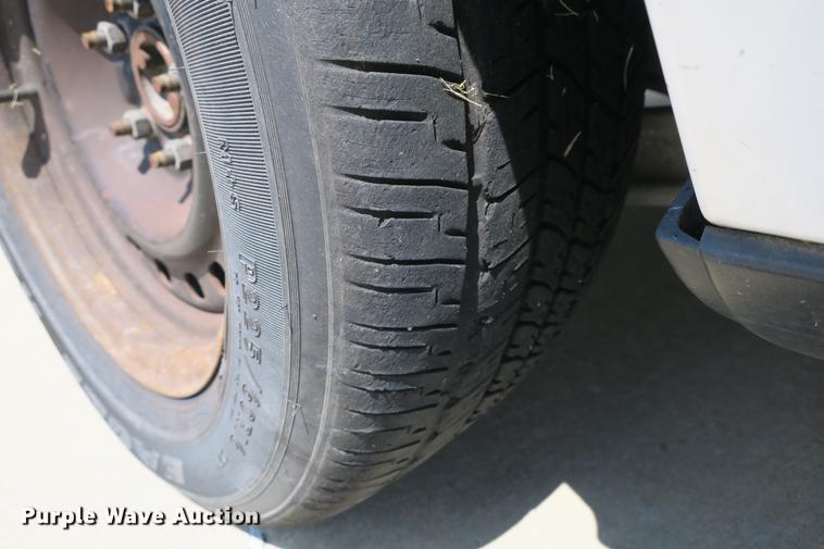 image for item DE3772 2001 Ford Crown Victoria Police Interceptor