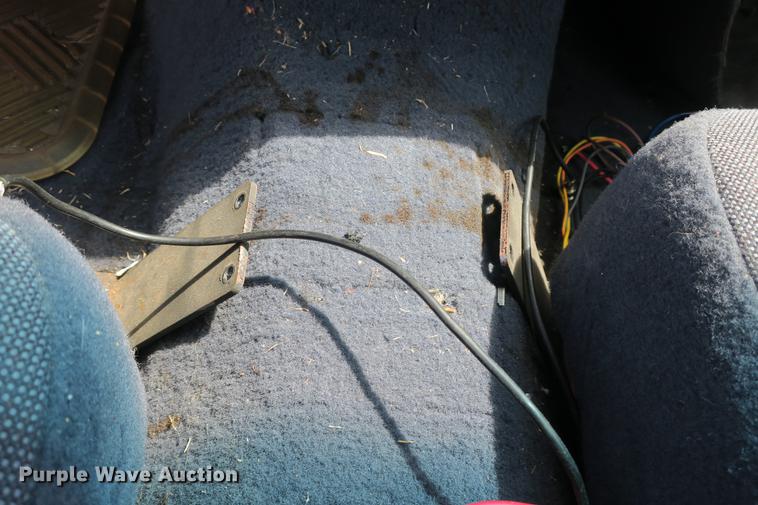 image for item DE3772 2001 Ford Crown Victoria Police Interceptor