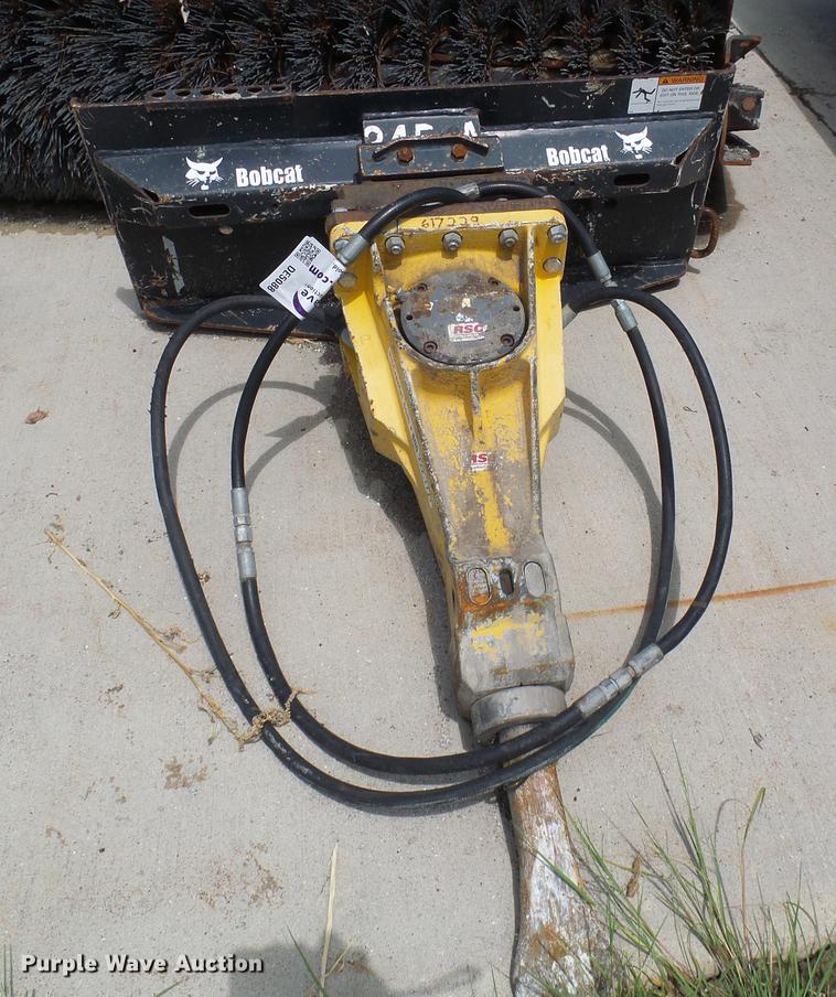 image for item DE5088 2006 Atlas Copco SBC410 breaker