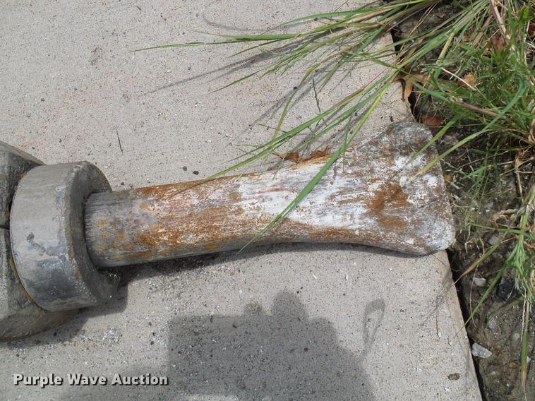 image for item DE5088 2006 Atlas Copco SBC410 breaker