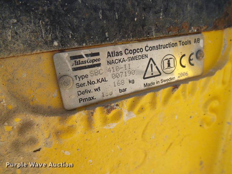 image for item DE5088 2006 Atlas Copco SBC410 breaker