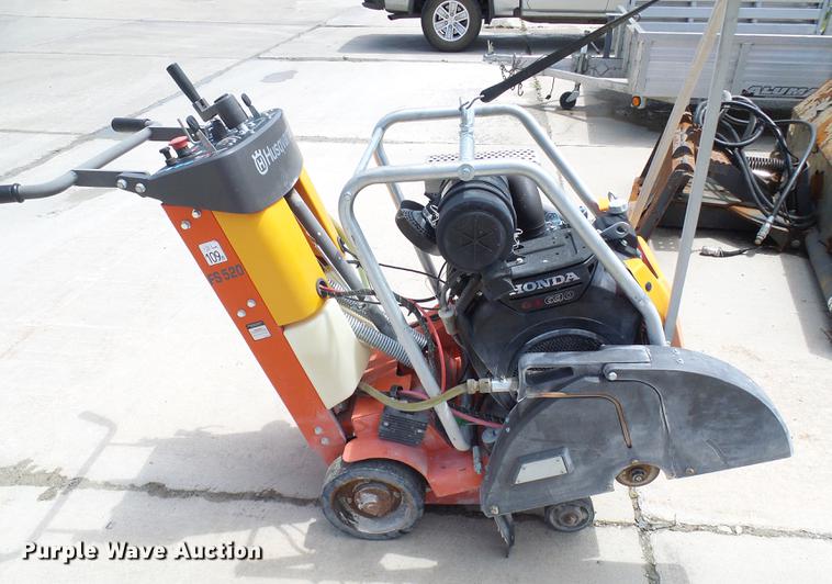 image for item DE5090 2015 Husqvarna FS520 concrete saw