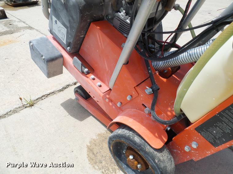 image for item DE5090 2015 Husqvarna FS520 concrete saw