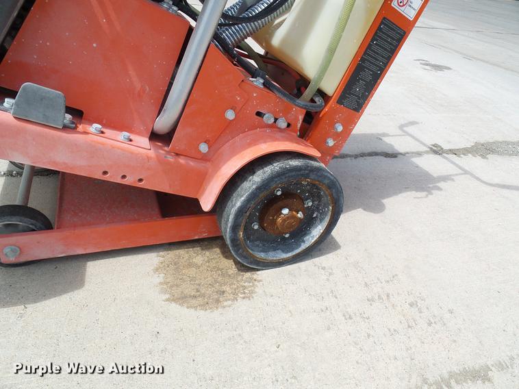 image for item DE5090 2015 Husqvarna FS520 concrete saw