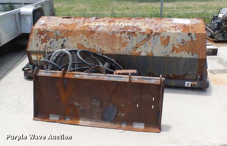 image for item DE5091 Sweepster skid steer broom