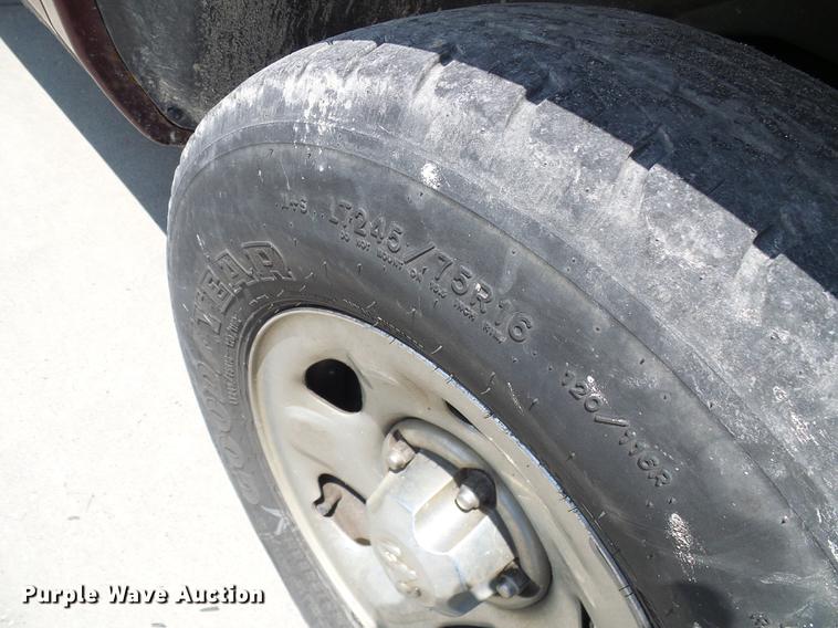 image for item DE5092 2001 Dodge Ram 1500 Club Cab pickup truck