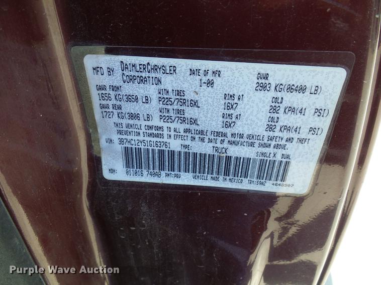 image for item DE5092 2001 Dodge Ram 1500 Club Cab pickup truck